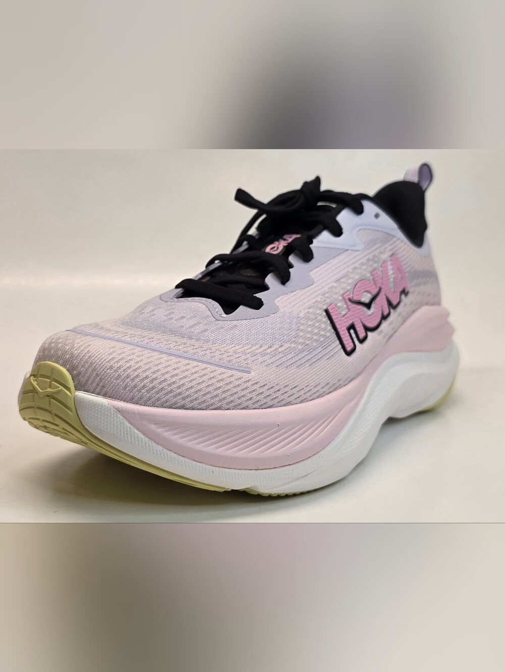 New Hoka One One Skyflow Lightweight Running Sneakers Women's Size 7 B